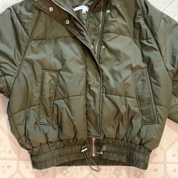 HYFVE olive green puffer jacket - Picture 4 of 5